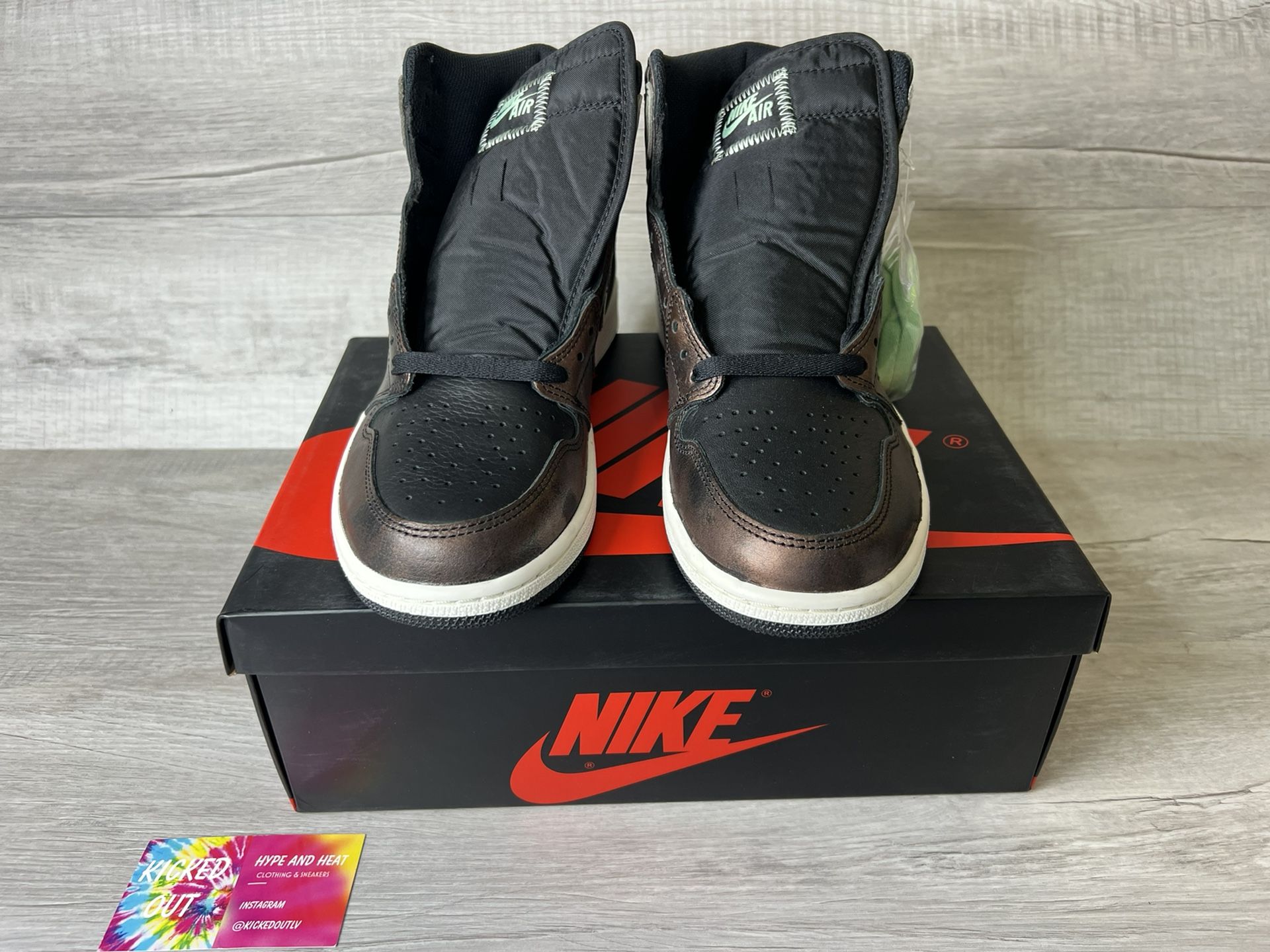 *NEW* Nike Air Jordan 1 “Patina Light Rust ” Size 9.5 Men  Shoes