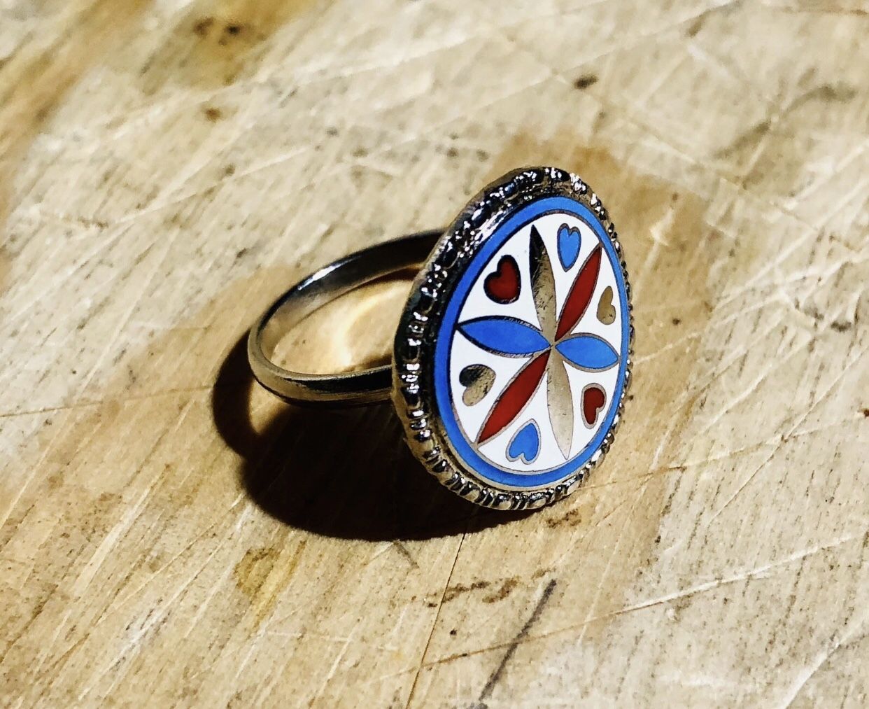 Hoffman Stamped Dutch Enameled Hex Protection Ring Size 7
