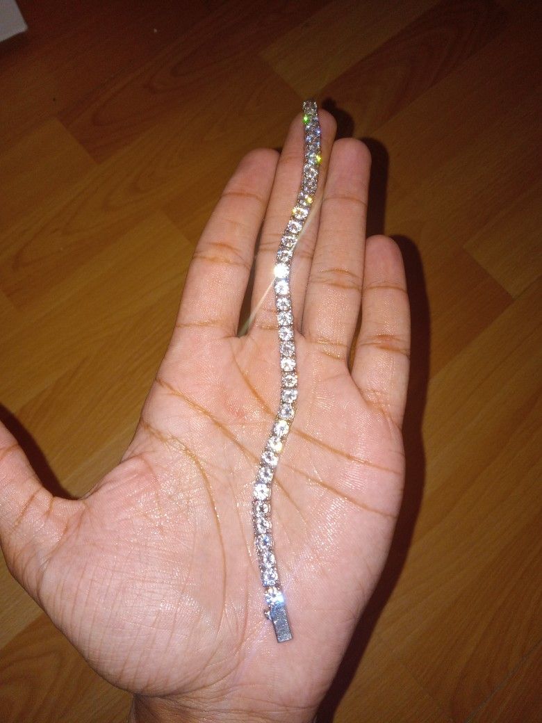 VVs Iced Out Diamond Tennis Link Bracelet
