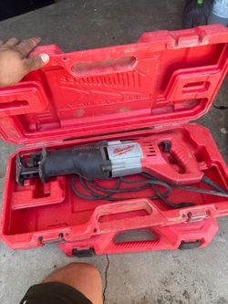 Milwaukee SAWZALL Reciprocating Saw – Corded (TESTED & WORKING)h