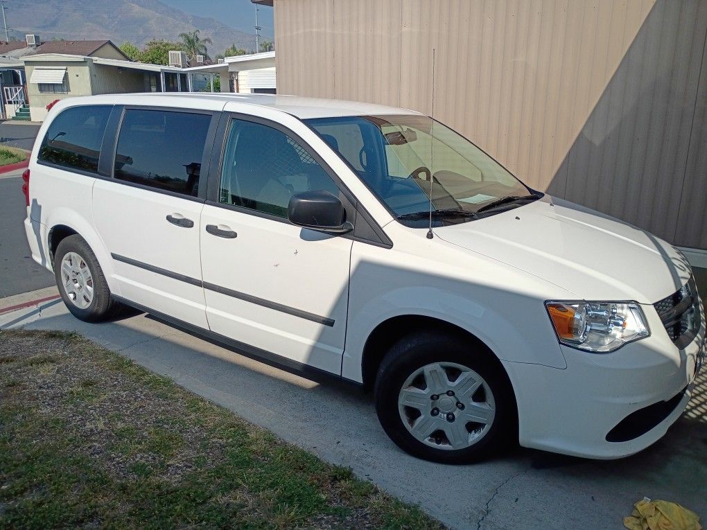 2011 Dodge Grand Caravan