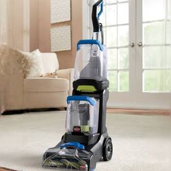 Carpet Cleaner / Bissell Like New!