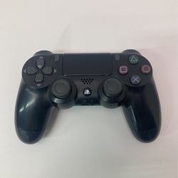 PS4 controller 
