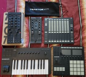Maschine MK3, Maschine Jam, Traktor X1 MK2, Traktor Z1 MK1, Komplete A25 Midi Keyboard, Komplete Audio 6 MK2