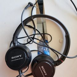 Headphones (Wired)