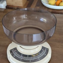 vintage kitchen scale
