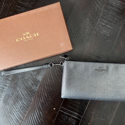 Coach Double Zipper Large Wallet