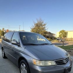 2000 Honda Odyssey 