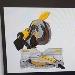 Dewalt Saw