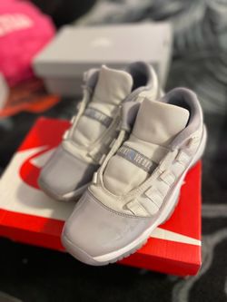 low top Jordan 11s cool greys size 6Y