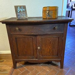 BEAUTIFUL ANTIQUE CABINET