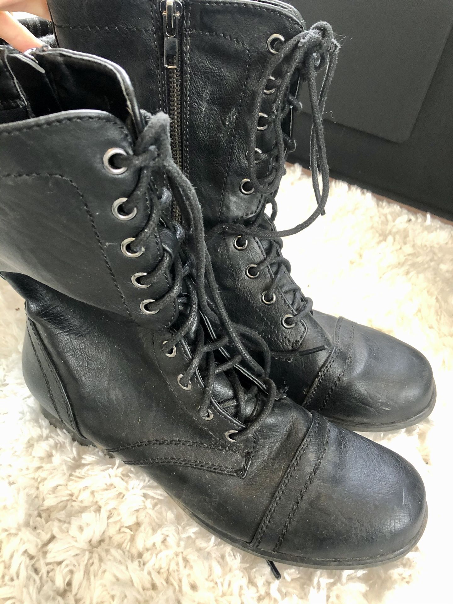 Womens’ Combat Boots