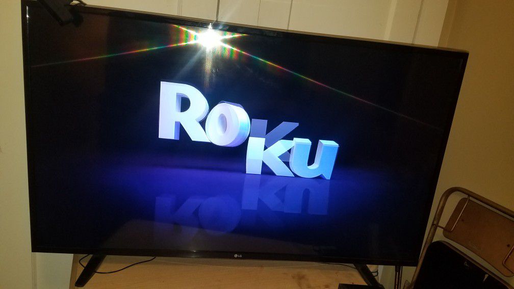50" Lg 1080p Tv With Raku Device(both Like New)