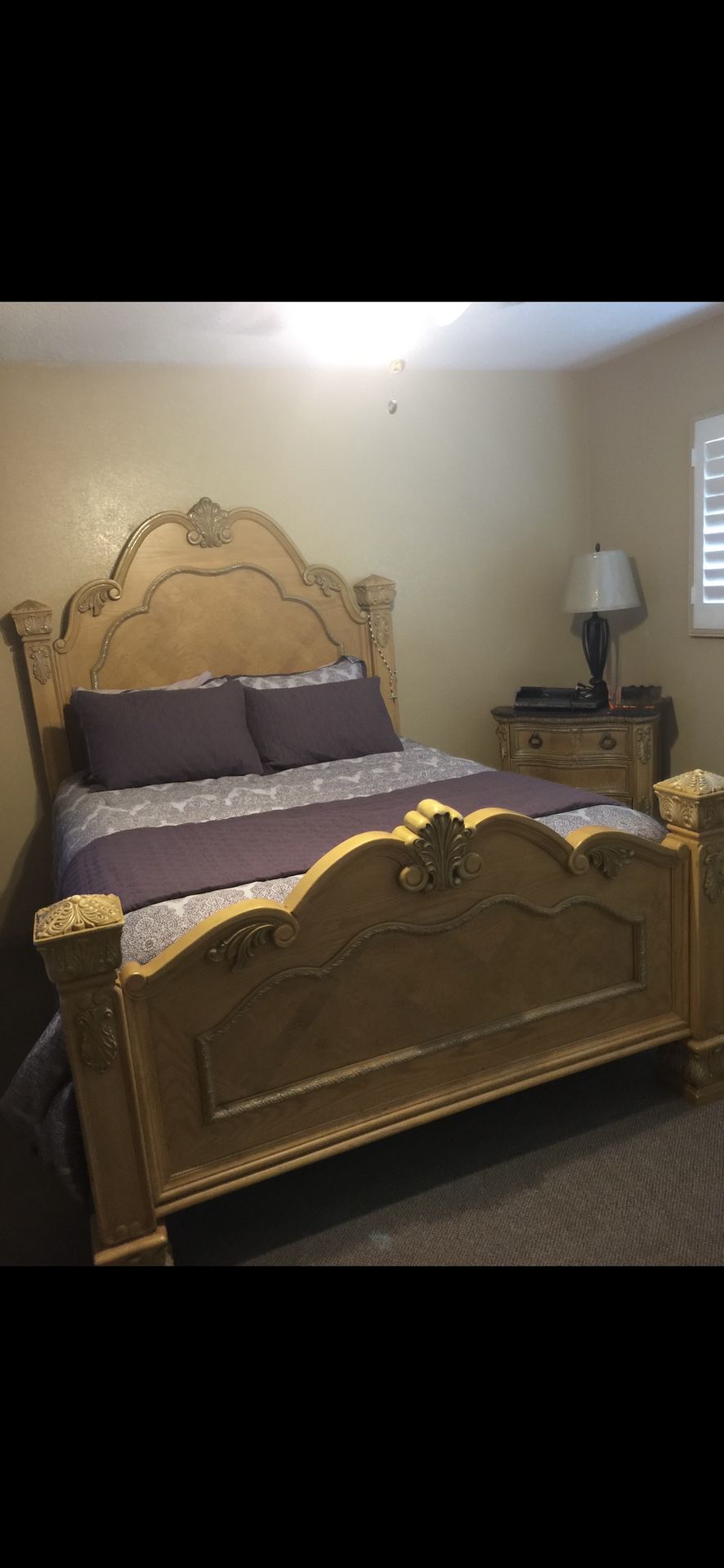 Queen Bedroom Set