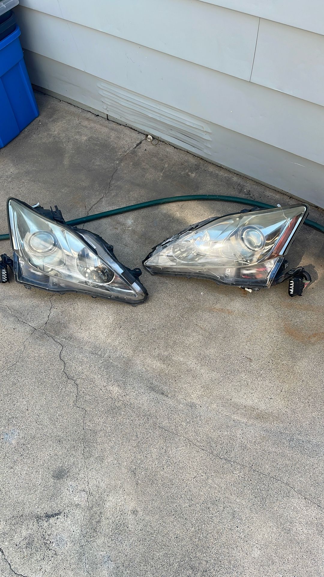Lexus Is250 Oem Headlights