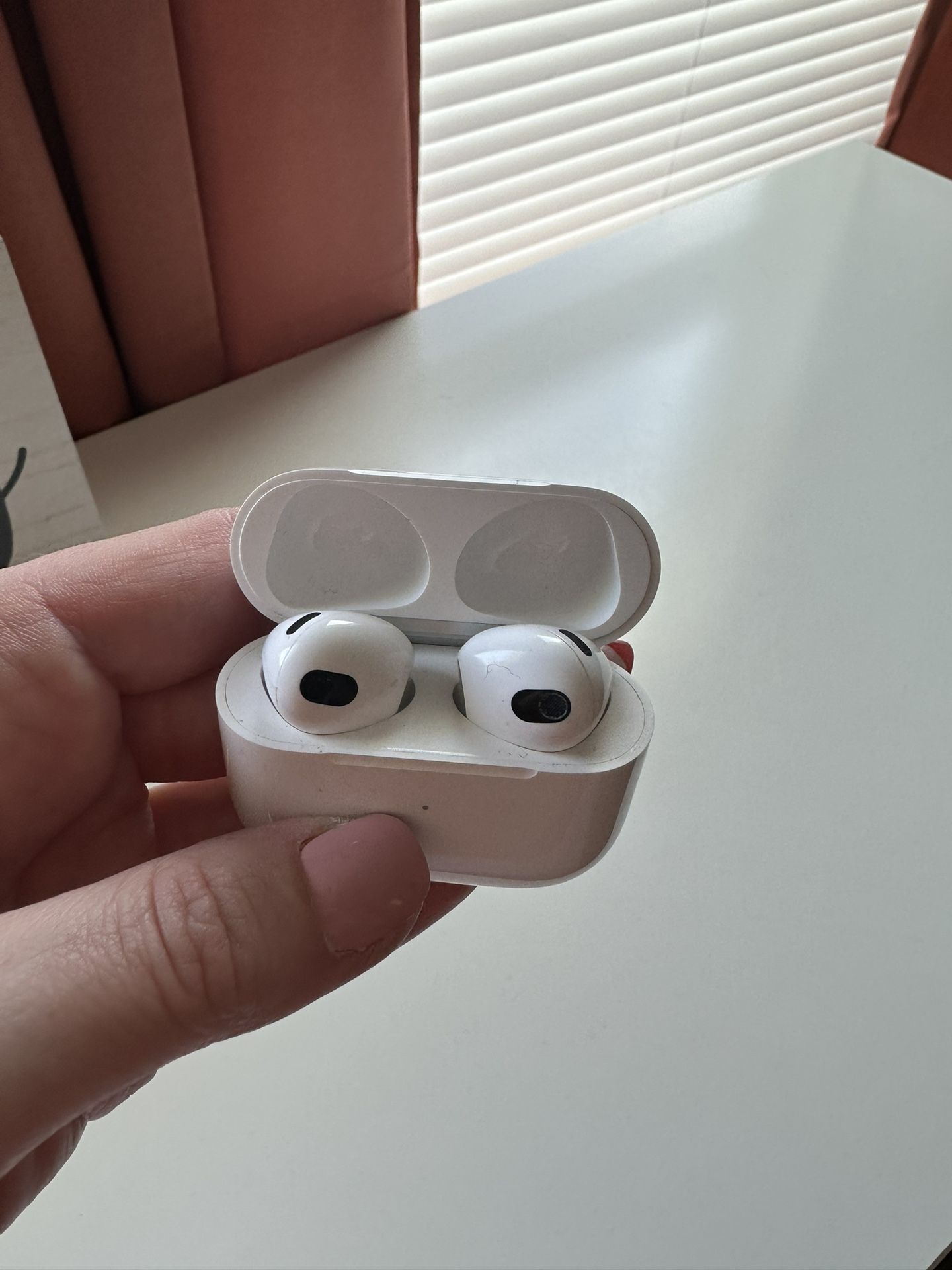 Apple AirPods