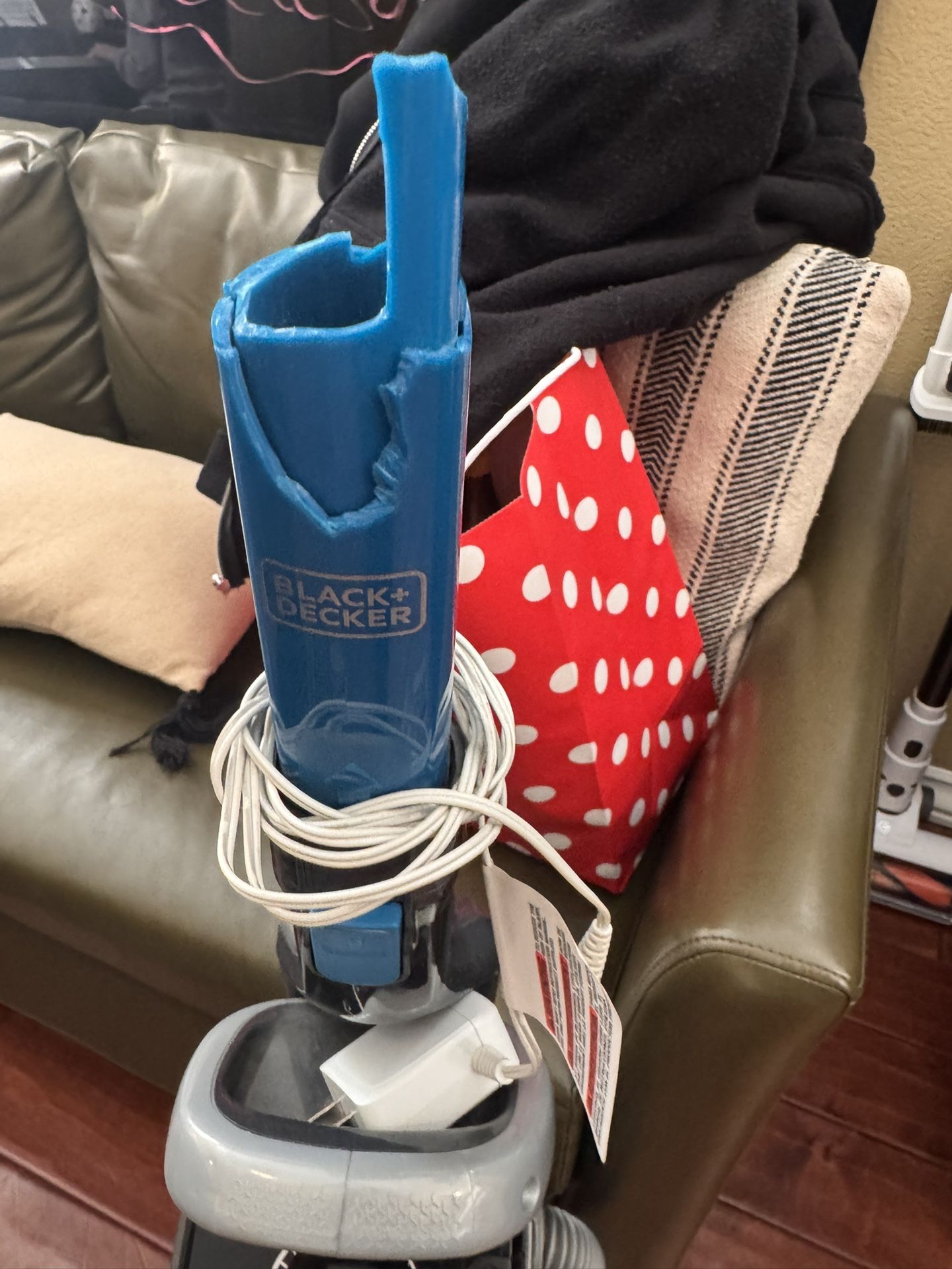 Cordless Black And Decker Vacuum 