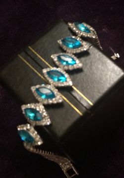 SAPPHIRE Crystal Shiny Bracelet