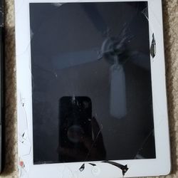 Apple iPad  Model A1395 32gb For Parts 