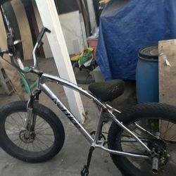 Neffice Custom Bike 