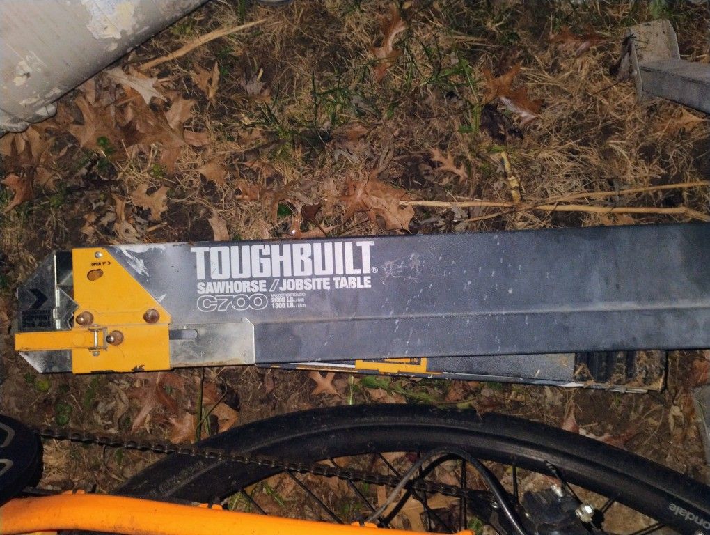 Toughbuilt Collapsible Sawhorse/Table Stands
