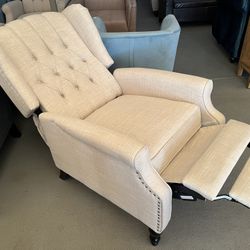 Wingedback Recliner
