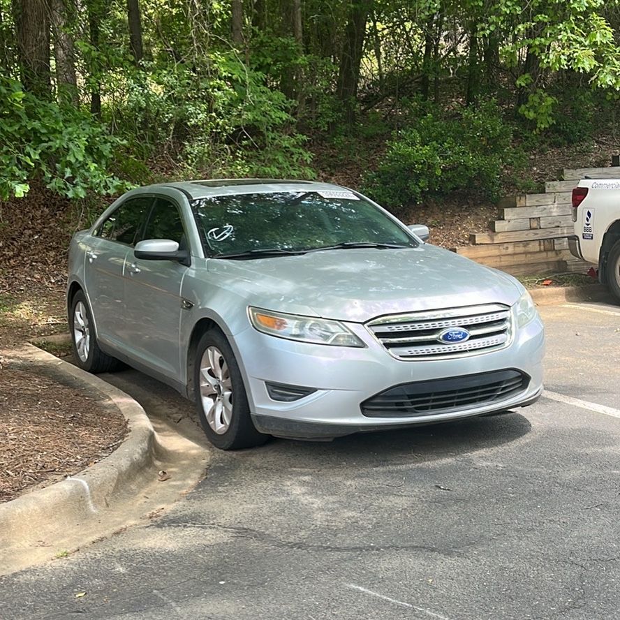 2012 Ford Taurus