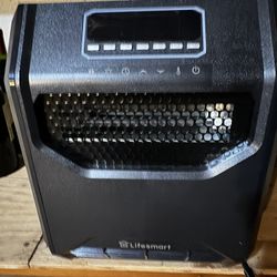 Space heaters - 4 Total 