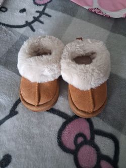 Baby shoes