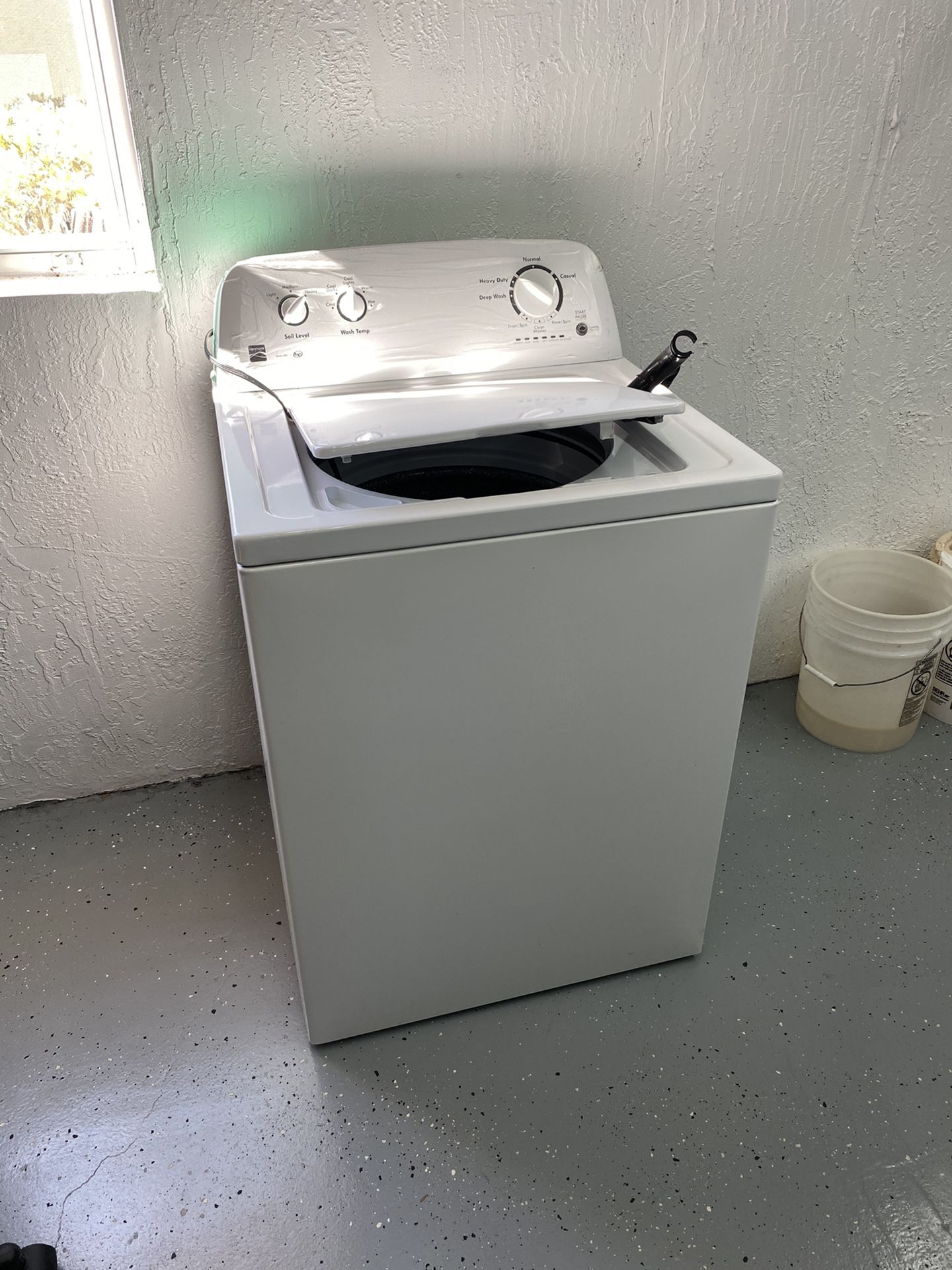 Kenmore Series 100 Washer