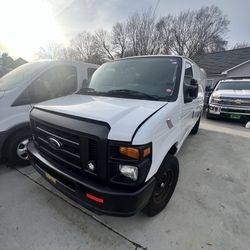 2009 Ford E-250