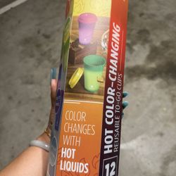 COLOR CHANGING CUPS