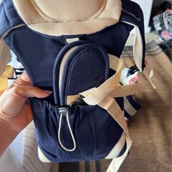 Free baby carrier