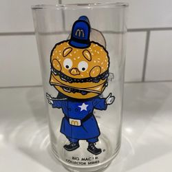 Vintage 1977 McDonalds BIG MAC COLLECTOR SERIES Glass L@@K! Big Mac Police 70s