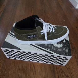 Vans Halfcab Size 10.5 Men