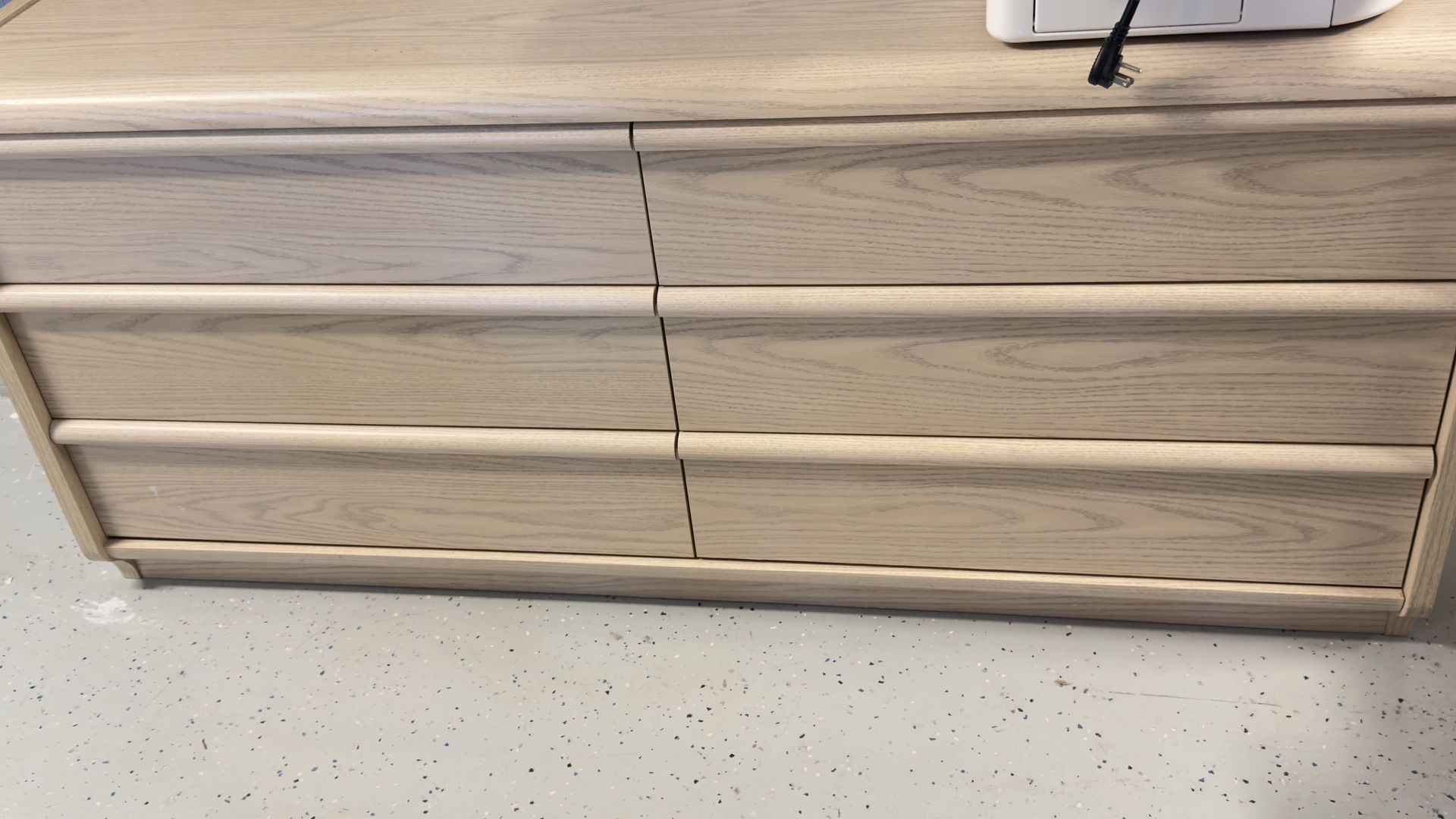 Drawer Dresser Very Good Condition