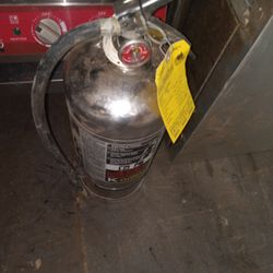 Class K fire extinguisher