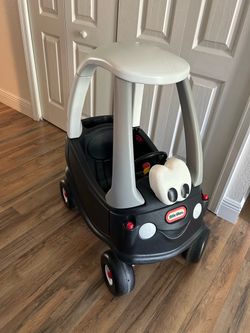 Little Tikes Cozy Coupe Ride-On Toy Car