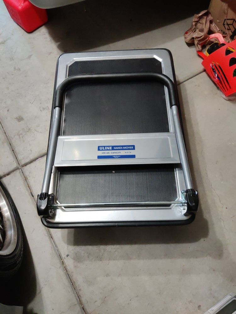 Big Wheel Handi-Mover with Pneumatic Wheels - 23 x 35"