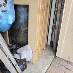 Brand New Doors Mahogany With Glass Top Quality Doors 36x96 Try To Sell Them As A Lot I Have 8 Of Them 