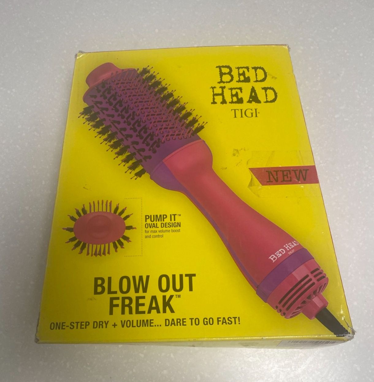 Bed Head Blow Out Freak One-Step Volumizer Hot Air Brush