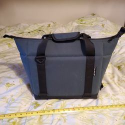 Polar Bear 12 pack soft sided cooler ice chest