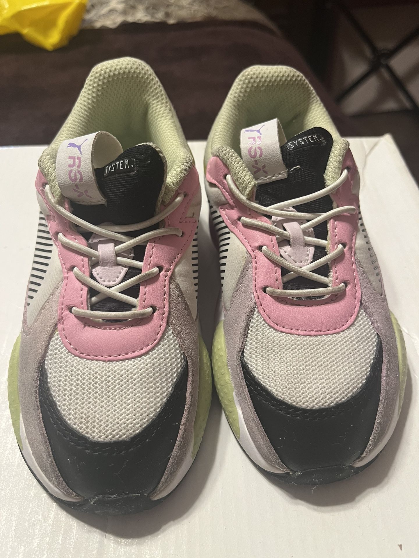 Pumas Running Shoes for girls