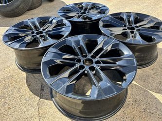 22" OEM Chevy Blazer SS EV OEM wheels rims 2024 2025 2026  WITH SENSORS