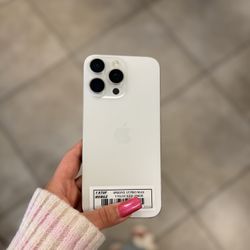 iPHONE 15 PRO MAX UNLOCKED 256GB