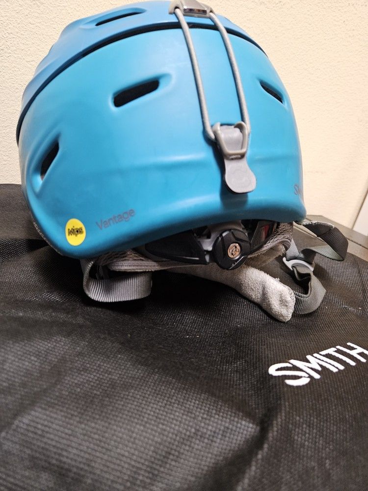 Smith Vantage MIPS Koroyd BOA Helmet