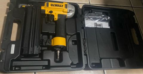 Dewalt Brad Nailer
