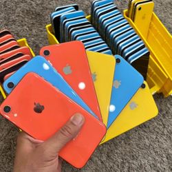 Apple iPhone XR Unlocked. ( Mint Condition ) 