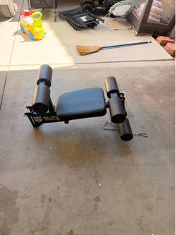 rack mounted leg extension