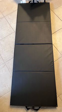 In San Marcos - new thick exercise mat, foldable